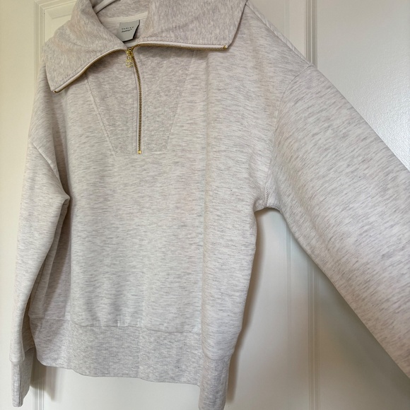 Varley Yates Half-Zip panelled neckline Sweatshirt Ivory Marl Size Small NWOT - Picture 6 of 16